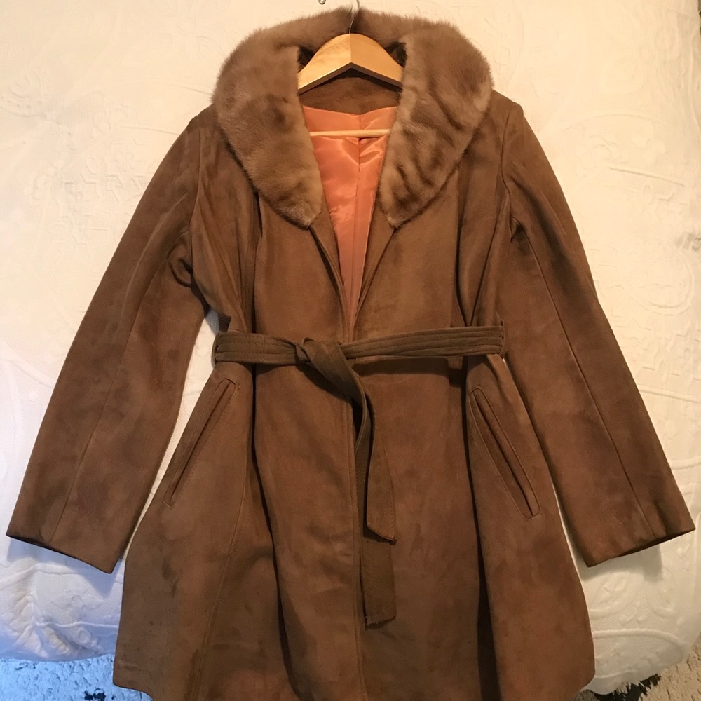 Vintage 100% real suede coat with fur collar